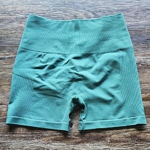 Alphalete OG Amplify Ivy Shorts High-Waist Women’s Athletic Shorts